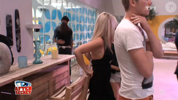 Enfin le bisou entre Anaïs et Julien dans Secret Story 7, vendredi 5 juillet 2013 sur TF1
