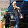 Gwen Stefani profite d'une journée ensoleillée pour se rendre en famille aux Underwood Family Farms. Moorpark, le 6 juillet 2013.