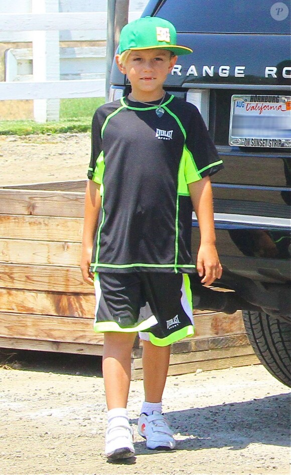 Kingston, 7 ans, prêt pour la cueillette de légumes aux Underwood Family Farms à Moorpark. Le 6 juillet 2013.