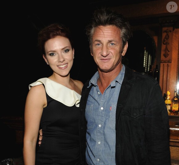 Scarlett Johansson et Sean Pennle 4 juin 2011 en Californie.