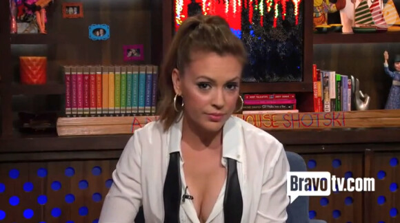 Alyssa Milano sur le plateau de "What Happens Live !" sur la chaîne Bravo, le 9 juillet 2013.