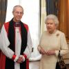La reine Elizabeth II reçoit en audience Justin Welby, nouvellement nommé archevêque de Canterbury, le 26 février 2013 à Buckingham