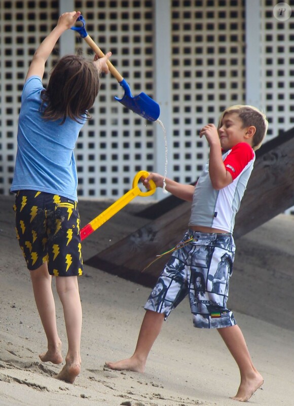 Kingston, fils de Gwen Stefani et Gavin Rossdale, à la plage de Malibu le 13 juillet 2013.