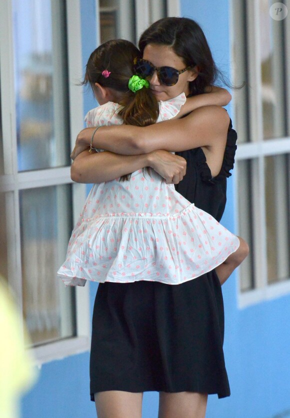 L'actrice Katie Holmes emmène sa fille Suri Cruise à sa leçon de gymnastique à New York le 15 juillet 2013