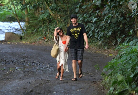 Exclu - Cory Monteith et Lea Michele sur la plage à Hawaii, le 1er janvier 2013.