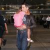 Olivier Martinez et Nahla arrivent à l'aéroport de Los Angeles en provenance de Paris, le 16 juillet 2013.