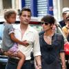 Photos exclusives : Halle Berry, Olivier Martinez, jeunes mariés, la petite Nahla faisant visiter le quartier de Saint-Germain-des-Près à leurs invités américains après leur mariage du 13 juillet 2013. Paris le 15 juillet 2013.
