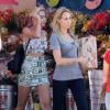 Miley Cyrus et sa mère Tish Cyrus font du shopping à Toluca Lake, le 12 juillet 2013.