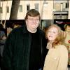 Michal Moore et sa femme à la première de Fahrenheit 9/11 à Beverly Hills, le 6 juillet 2004.