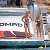 Bar Refaeli profite de vacances à bord d'un yacht avec ses amis. Formentera, en Espagne, le 21 juillet 2013.