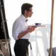 John Stamos sur le tournage d'une publicité pour un yaourt Dannon Oikos Greek, à Los Angeles, le 22 juillet 2013.