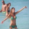 Claudia Galanti, irrésistible en bikini sur une plage de Formentera, en Espagne. Le 21 juillet 2013.