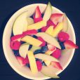 Alexandra Rosenfeld poste une photo d'une salade de fruits made by Jean Imbert, à Los Angeles, en juillet 2013