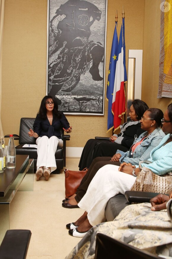 Exclusif - Yamina Benguigui, ministre déléguée à la Francophonie, a recu les représentantes de l'association "Femmes de Centrafrique Debout" pour aborder la situation humanitaire dans ce pays, au Quai d'Orsay, à Paris, le 30 juillet 2013. 