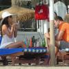 Eva Longoria et son petit ami Ernesto Arguello pendant leurs vacances à Marbella, le 4 août 2013.