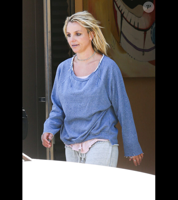 La chanteuse Britney Spears à la sortie d'un studio de danse à Los Angeles, le mercredi 7 août 2013.