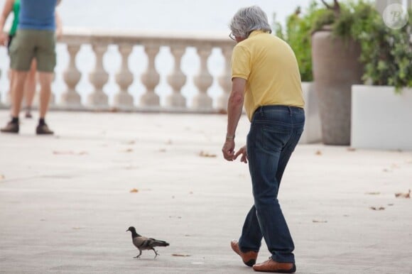 Bernie Ecclestonea poursuivi des pigeons à Dubrovnik en Croatie, le 10 août 2013