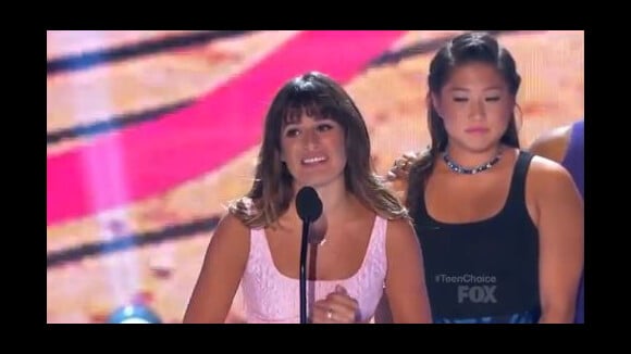 Lea Michele aux Teen Choice Awards 2013 : ''Je voudrais dédier ce prix à Cory''
