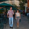 Kourtney Kardashian et Scott Disick quittent le restaurant Sugarfish à Calabasas après un dîner en tête à tête. Le 12 août 2013.