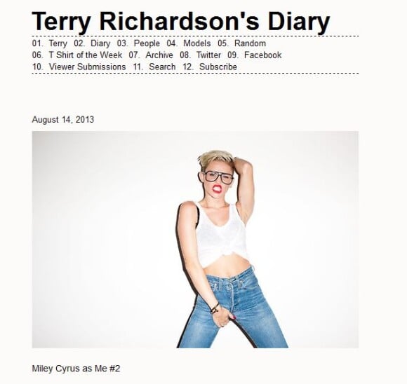 Miley Cyrus, mannequin provoc' face à l'objectif de Terry Richardson.