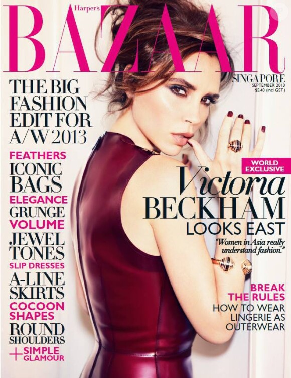 Victoria Beckham en couverture du magazine Harper's Bazaar de Singapour. Photo par Ellen von Unwerth.