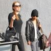 Angelina Jolie et son fils Maddox quittent l'aéroport de Los Angeles le 15 aout 2013.