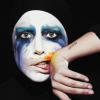 Lady Gaga dans son nouveau clip Applause, sorti le 19 août 2013.
