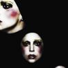 Lady Gaga dans son nouveau clip Applause, sorti le 19 août 2013.