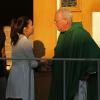 Exclusif - Eva Longoria s'est rendue à l'église où elle a rencontré Amaury Nolasco, à North Hollywood, le 17 août 2013.