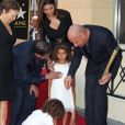 Vin Diesel, au côté de sa mère Delora Vincent, son père Irving Vincent, sa compagne Paloma Jimenez, sa fille Hania Riley et Vincent sur le Walk of Fame, à Los Angeles, le 26 août 2013.