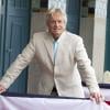 Michael Douglas inaugure sa cabine sur les planches de Deauville, le 31 août 2013.