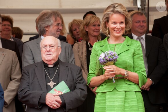Le roi Philippe et la reine Mathilde de Belgique assistaient le 1er septembre 2013 à la Cavalcade d'Hanswijk, commémoration de la Vierge Marie à Malines. Leur première sortie officielle depuis l'intronisation du nouveau roi des Belges le 21 juillet.