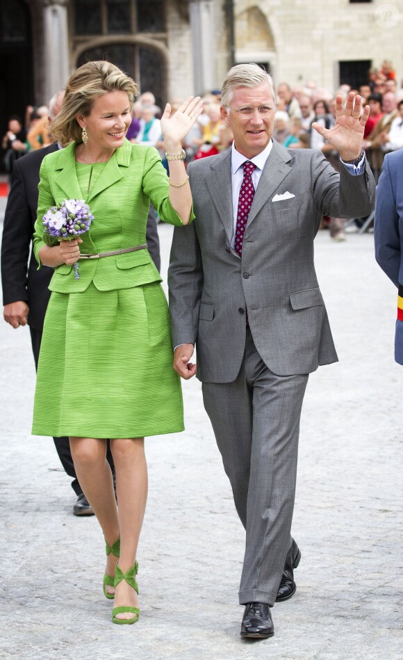Le roi Philippe et la reine Mathilde de Belgique assistaient le 1er septembre 2013 à la Cavalcade d'Hanswijk, commémoration de la Vierge Marie à Malines. Leur première sortie officielle depuis l'intronisation du nouveau roi des Belges le 21 juillet.