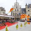 La Cavalcade d'Hanswijk de Malines s'est déroulée le 1er septembre 2013 en présence du roi Philippe et de la reine Mathilde de Belgique. Leur première sortie officielle depuis l'intronisation du nouveau roi des Belges le 21 juillet.