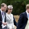 Le prince William, Kate Middleton et le prince Harry au mariage d'Emily McCorquodale, nièce de Lady Di, avec James Hutt le 9 juin 2012.