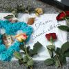 De nombreux témoignages ont afflué comme chaque année autour du 31 août 2013 à la mémoire de Diana, à l'occasion du 16e anniversaire de sa mort, au Pont de l'Alma.