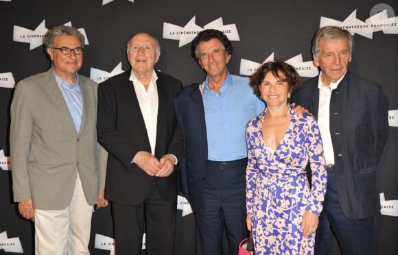 Serge Toubiana, Michel Piccoli, Jack Lang et sa femme Monique, Constantin Costa-Gavras à l'ouverture de la rétrospective Michel Piccoli à la Cinémathèque à Paris le 4 septembre 2013.