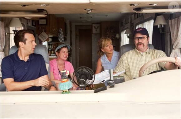 Image du film Les Miller - une famille en herbe avec Jason Sudeikis, Jennifer Aniston, Kathryn Hahn et Nick Offerman