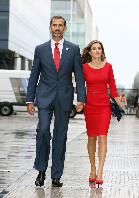 Le prince Felipe et la princesse Letizia d'Espagne étaient déçus après le vote du CIO attribuant les JO de 2020 à Tokyo le 7 septembre 2013 à Buenos Aires, en Argentine, même s'ils sont parvenus à donner une bonne image de leur pays.