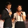 Vincent Niclo et Daniela Lumbroso sur la scène de l'Olympia pour le concert "Leurs voix pour l'espoir" (deuxième edition) qui vise à aider la recherche contre le cancer du pancréas. Paris, le 12 septembre 2013.