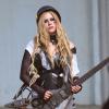 Avril Lavigne sur le tournage de son nouveau clip à Los Angeles, le 26 juillet 2013