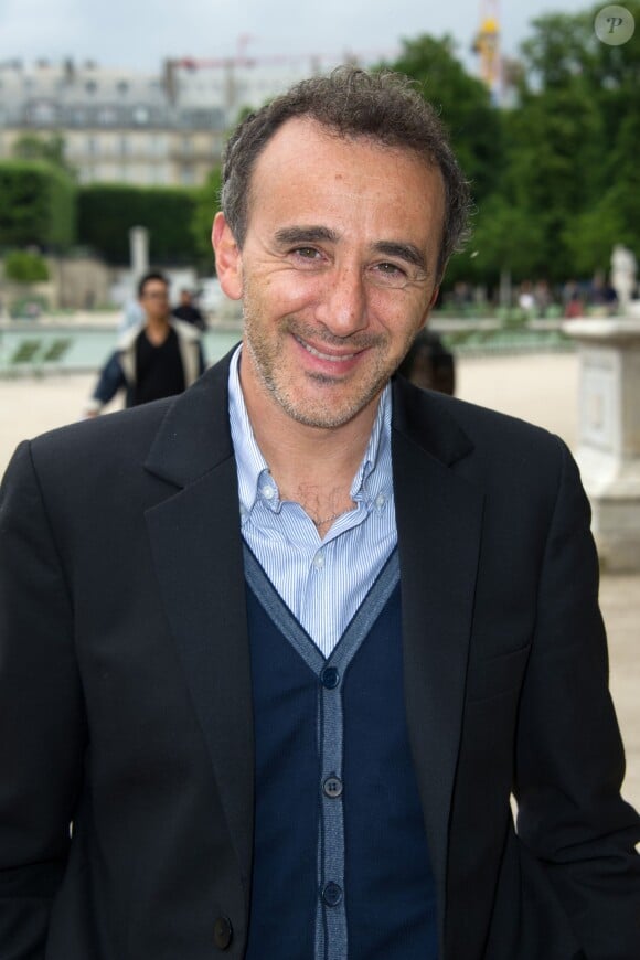 Élie Semoun lors du défilé John Galliano Printemps/Ete 2014 Menswear collection au Jardin des Tuileries à Paris, le 28 juin 2013
