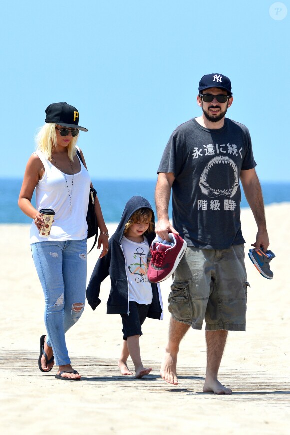 Christina Aguilera en sortie avec Max et son ex-mari Jordan Bratman à Los Angeles, le 11 août 2013.