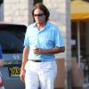 Exclusif - Bruce Jenner s'arrête prendre un café au Starbucks à Thousand Oaks, le 3 juillet 2013.