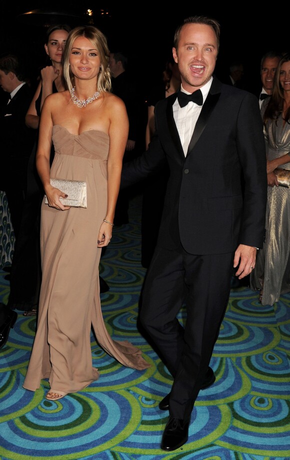Aaron Paul et Lauren Parsekian à la soirée HBO organisée après les Emmy Awards au Pacific Design Center à Los Angeles, le 22 septembre 2013.