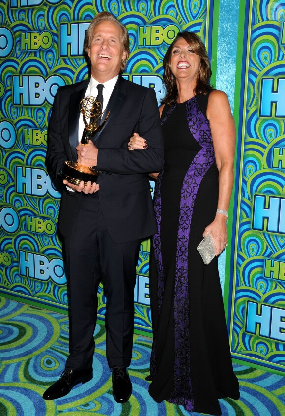 Jeff Daniels et son épouse à la soirée HBO organisée après les Emmy Awards au Pacific Design Center à Los Angeles, le 22 septembre 2013.