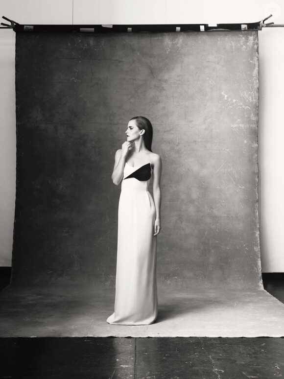 Emma Watson photographiée par Bjorn Iooss pour The Edit, le magazine en ligne de Net-A-Porter.com.