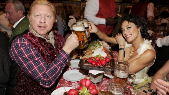 Boris Becker, sa Lilly et son fils Noah avec sa chérie : Bières et traditions !