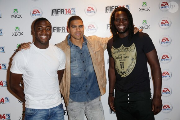 Luc Abalo, Daniel Narcisse et Ibrahima Diaw du PSG Handball à la soirée de lancement de FIFA 14, organisée à la Gaîté Lyrique, à Paris, le 23 septembre 2013. La simulation de foot d'EA Sports sort le 26 septembre.