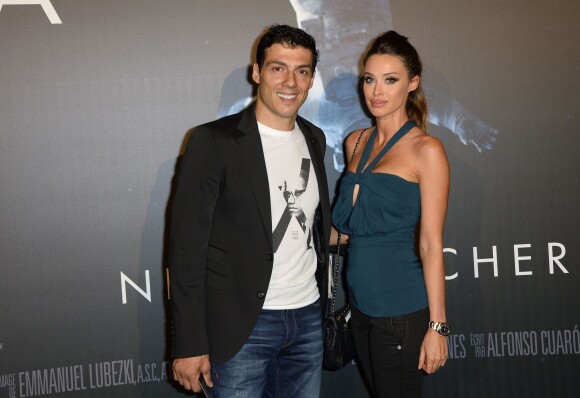 Taïg Khris et une amie lors de l'avant-première du film Gravity à Paris le 25 septembre 2013